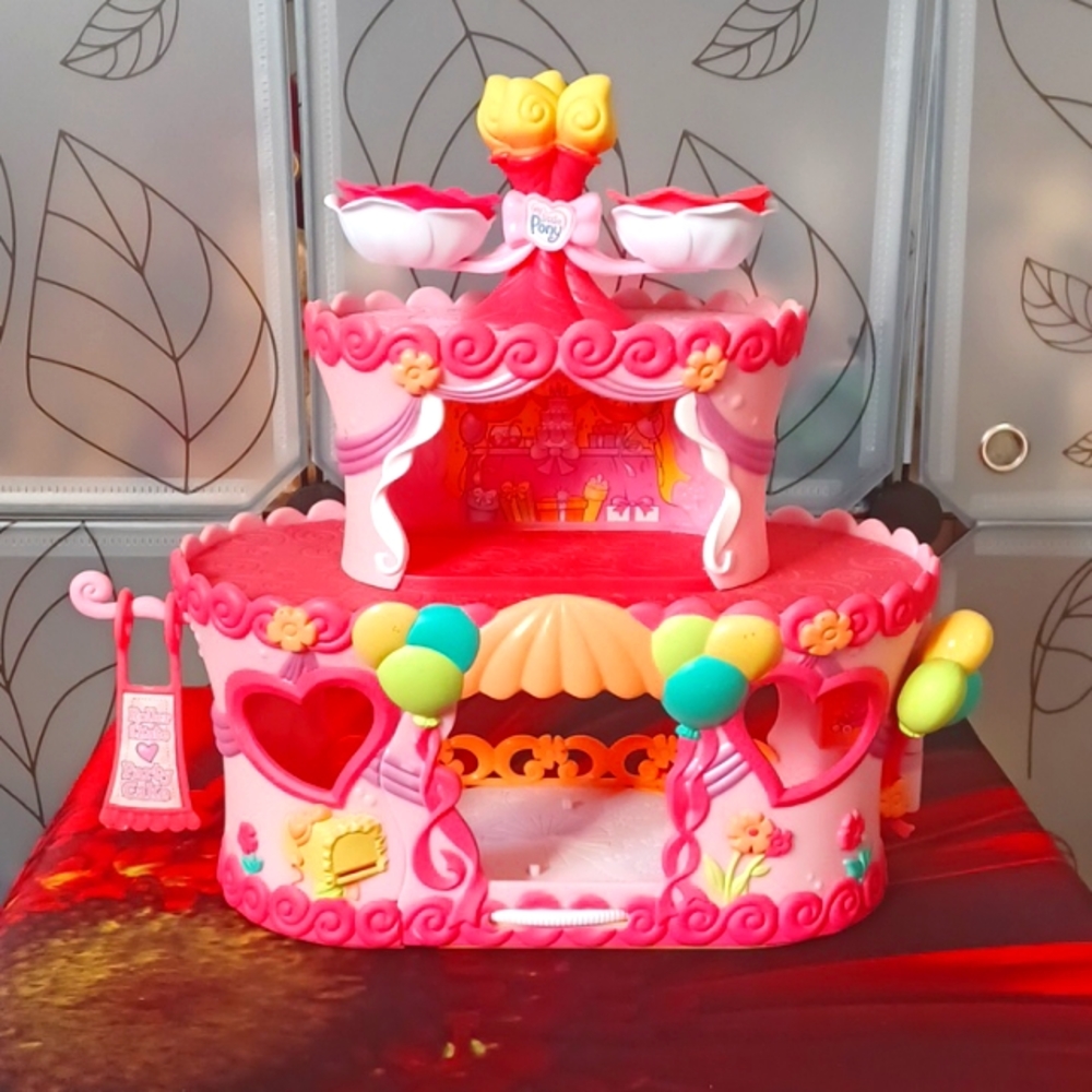 My Little Pony Rollerskate Cake